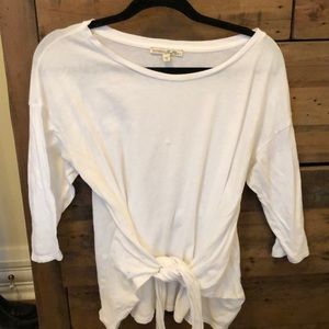 Express toe front 3/4 sleeve top